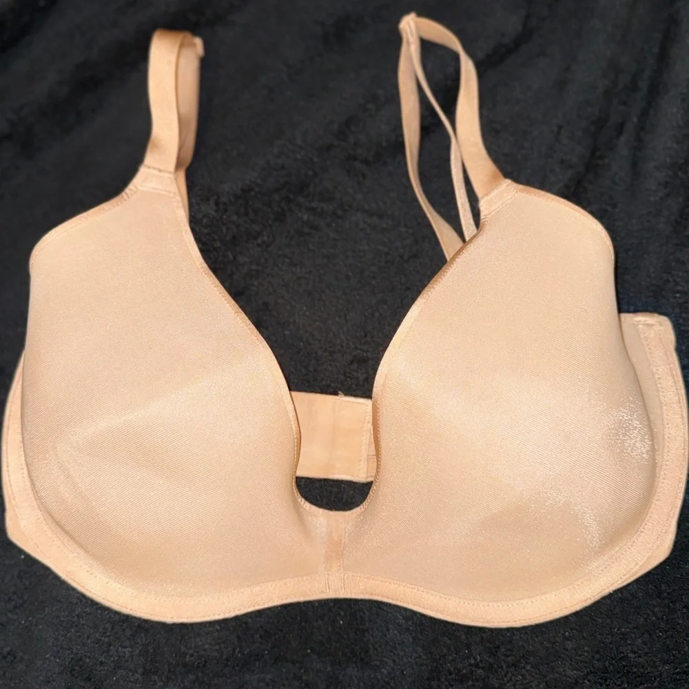 SKIMS Nude Full-Coverage Bra - Picture 2 of 12